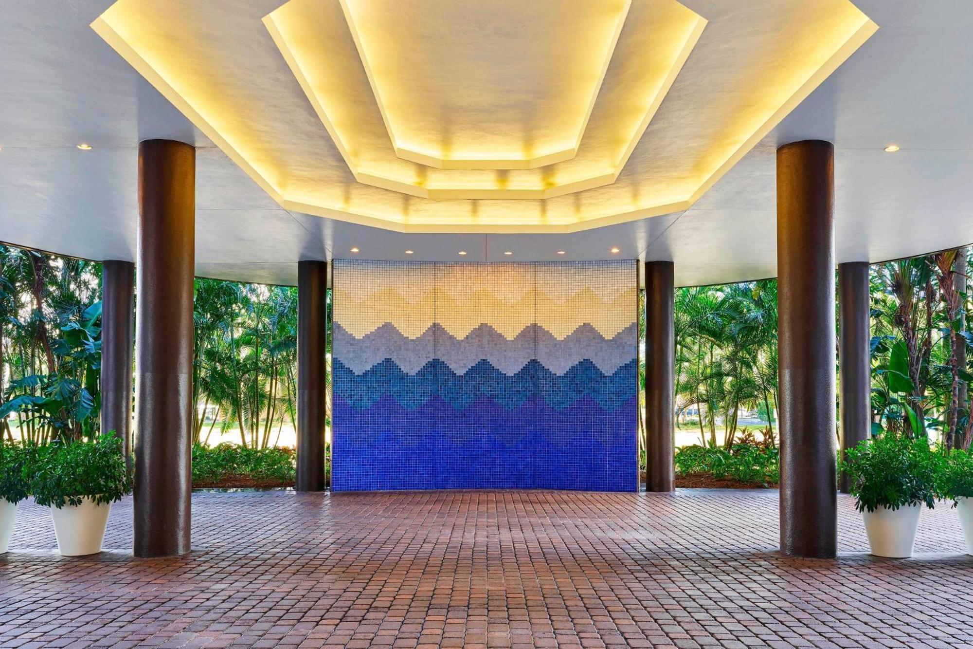 The Westshore Grand, A Tribute Portfolio Hotel, Tampa Exterior photo